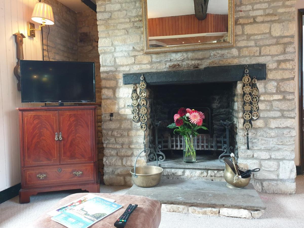 The Horse And Panniers Guest House. North Luffenham Luaran gambar